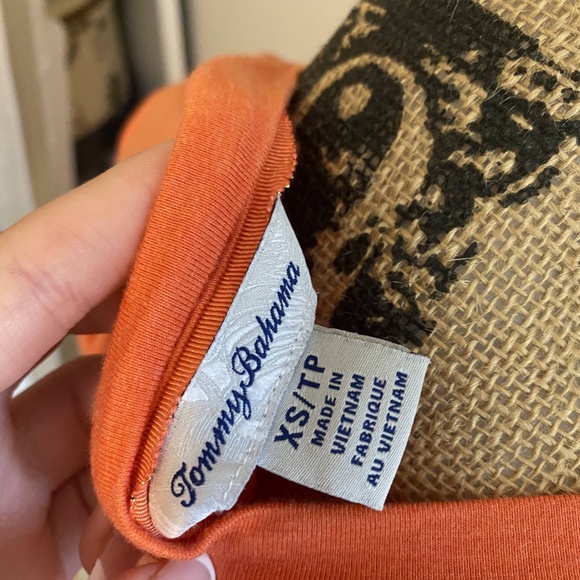 Tommy Bahama Women's V neck orange shirt - Picture 3 of 3